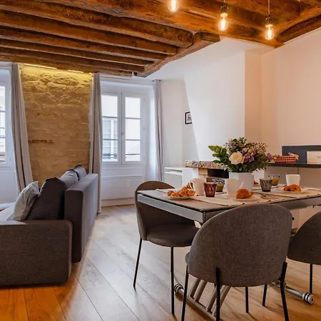 Center Greneta Apartment